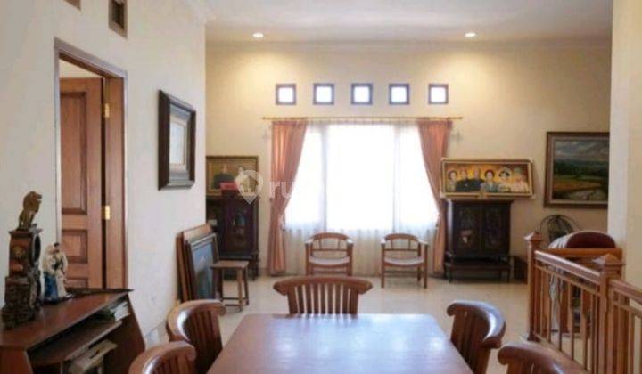Rumah 2 lantai furnised di Mangesti gentan Bagus 3