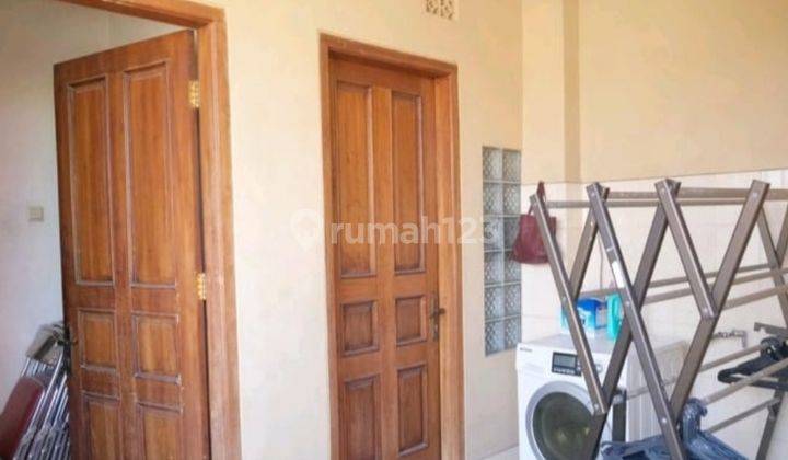 Rumah 2 lantai furnised di Mangesti gentan Bagus 6