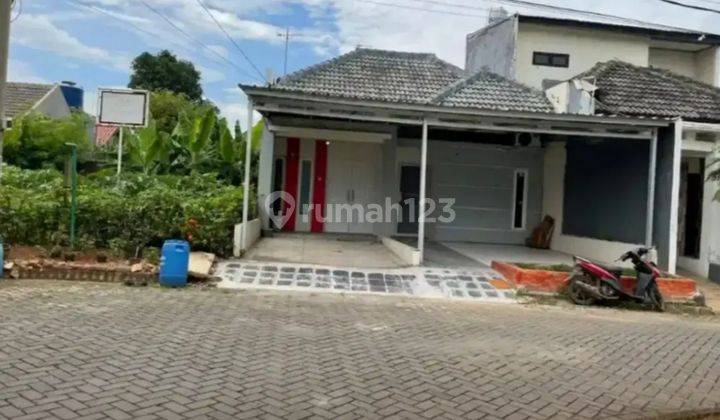 Dijual Rumah Di Green Erfina Cikampek  1