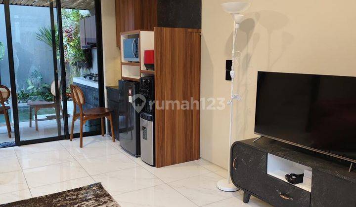 Dijual Rumah Full Furnish Ada Kolam Renang di Tatar Punawangi Kbp 2