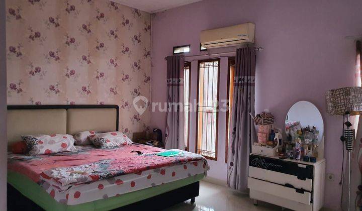 Dijual Rumah Siap Huni Semi Furnish di Singgasana 2