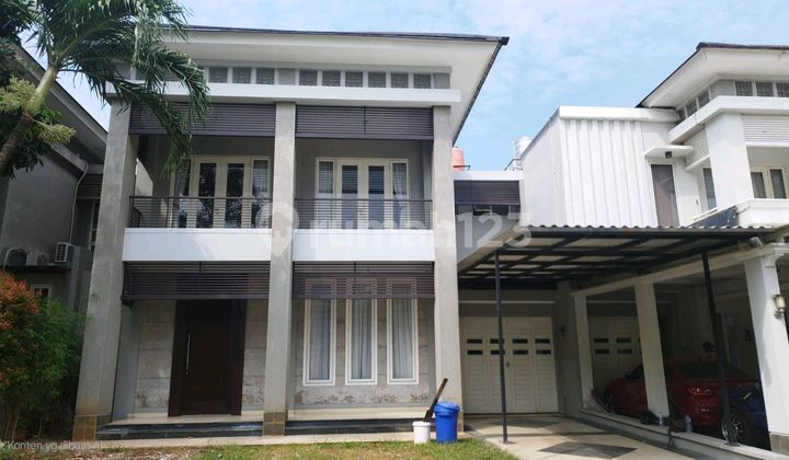 Semi-furnished house in Palma Alam Sutera.