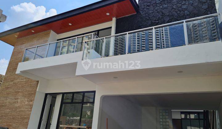 Dijual Rumah Rapi Dan Bagus Dekat Mall Citraland Jakarta Barat  1