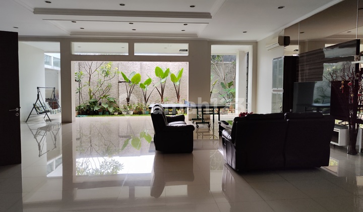 Dijual Rumah Crown Gading Serpong 2