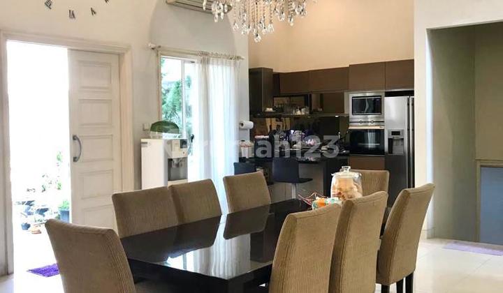 Dijual cepat rumah Crown  bagus rapi terawat 2