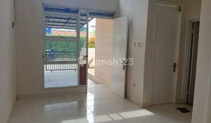 Rumah Villa Melati dekat Alam Sutera dan toll jelupang 2