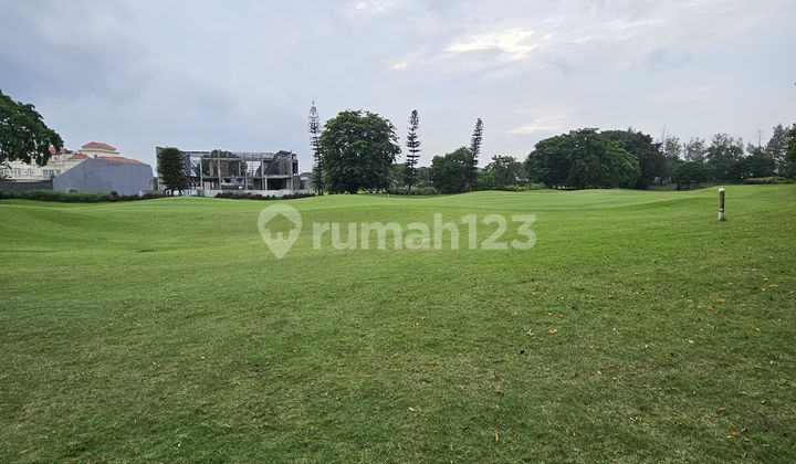 Paramount Golf lot with golf view, strategic location, one of the premium areas in Gading Serpong.