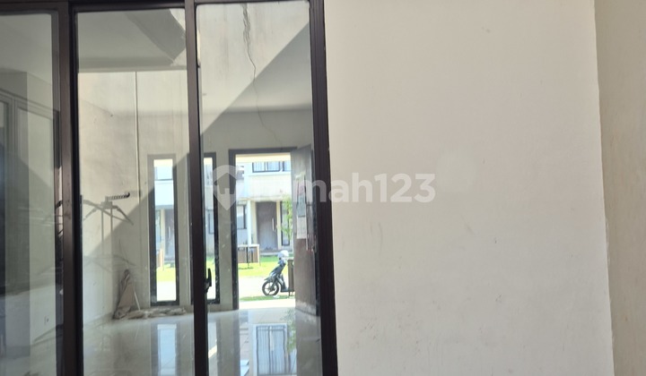 Rumah Illustria Emminent Lokasi.bagus Dekat Univ Prasmul