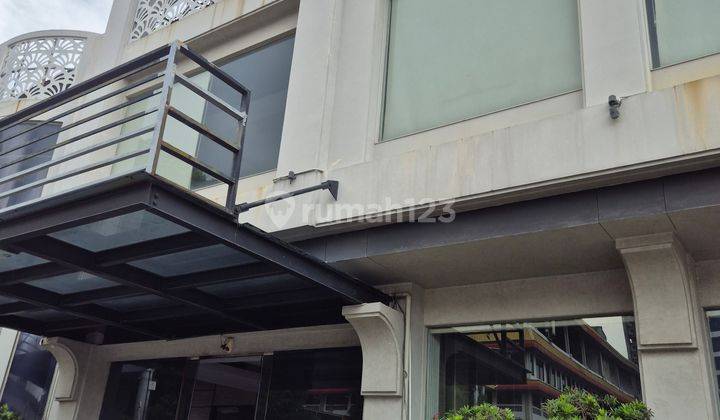 Disewakan Gedung Cocok Buat Resto, Kantor, Showroom Dll 1