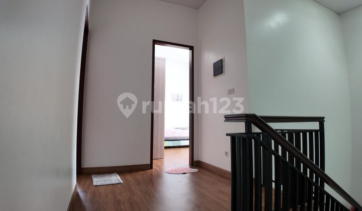 Rumah  BSD bangunan mandiri lokasi bagus dekat Universitas Prasetya Mulya 2