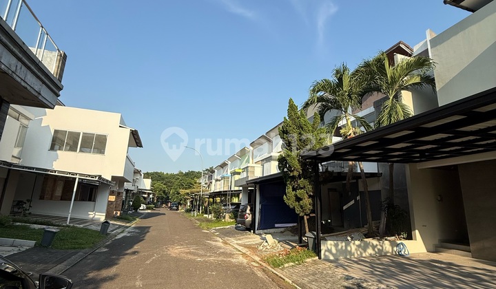 Rumah Alam Sutera Bangunan Mandiri Depan Taman 2