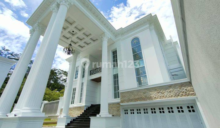 Rumah Mewah Posisi Hook Dilengkapi Lift Kolam Renang Best View Pegunungan di Sentul City, Bogor 2