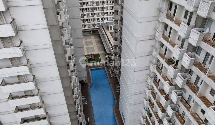 Apartement Best View Kolam Renang Dan Bukit Hambalang Di Sentul  10