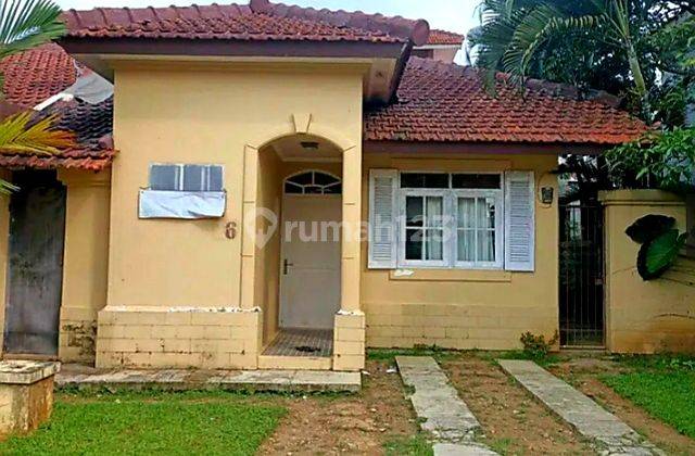 Rumah Minimalis Dengan Posisi Hook Tengah di Sentul City, Bogor 1