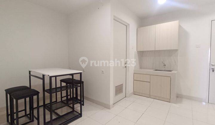 Apartement 1 BR Dengan Full Furnish View Gunung Pancar Di Sentul City 2