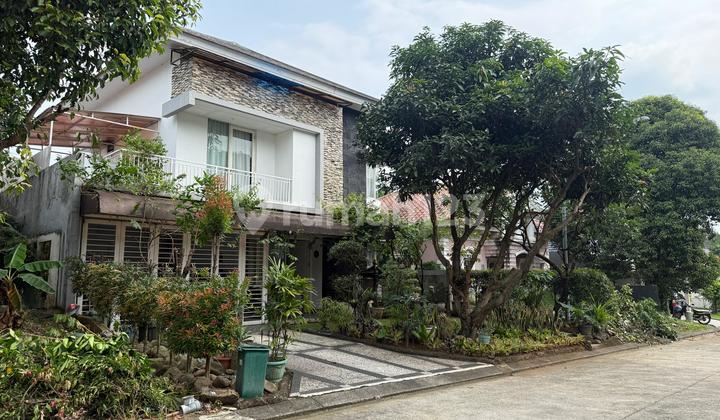 READY-TO-OCCUPY HOUSE, LEADING CLUSTER IN SENTUL CITY, NEAR AEON MALL AND TOLL ROAD.