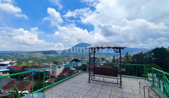 Rumah Semi Furnish Best View Gunung Area Sentul City, Bogor