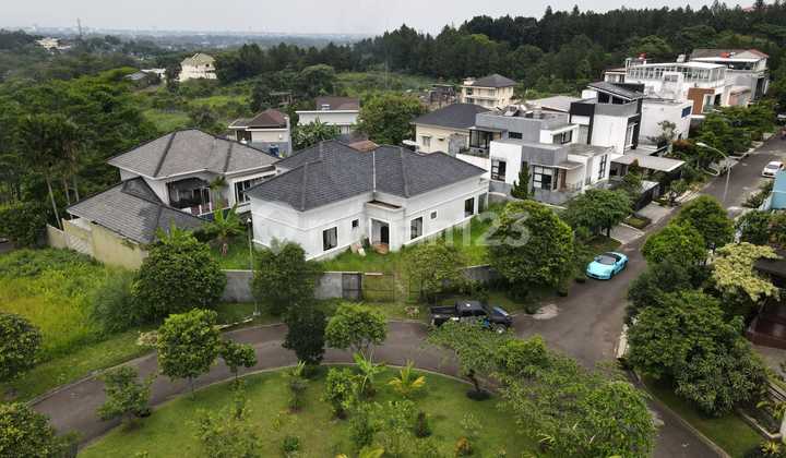 SPACIOUS PLOT WITH EXISTING BUILDING PERMIT IN SENTUL CITY, BOGOR