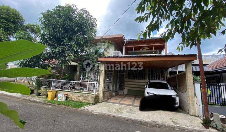 Rumah 2 Lantai, Semi Furnished di Sentul City, Bogor 1