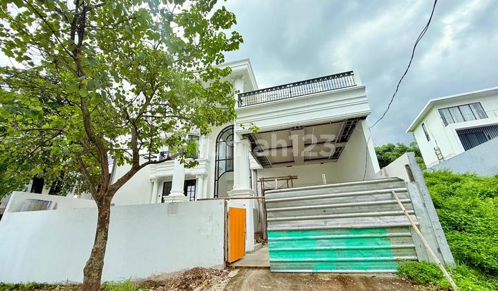 Rumah Baru Bergaya Classic View Pegunungan Sentul City, Bogor 2