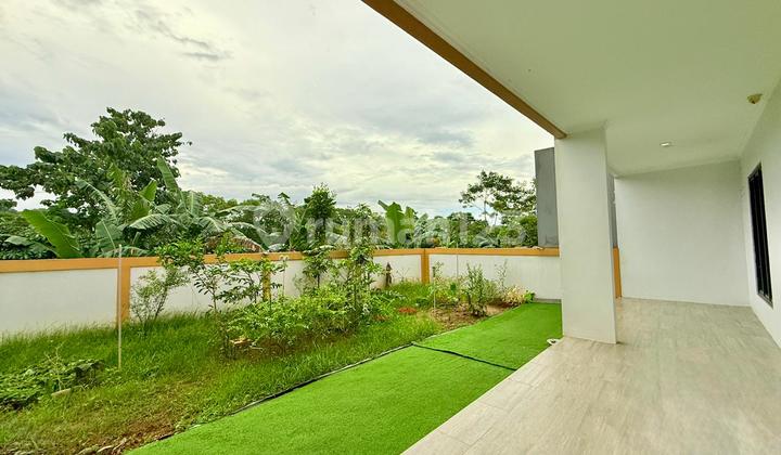 Rumah Modern 3 Lantai Rooftop View Pegunungan Sentul City, Bogor 2