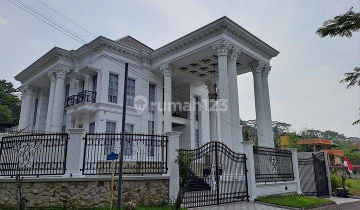 Rumah Mewah Posisi Hook Dilengkapi Lift Kolam Renang Best View Pegunungan di Sentul City, Bogor 1