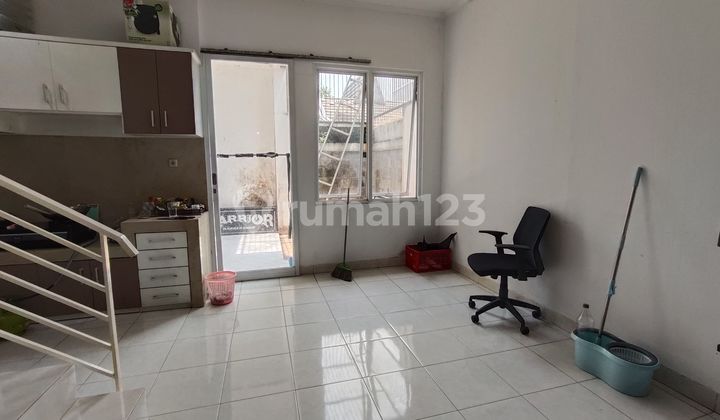 TWO-STORY HOUSE NEAR AEON MALL AND BERSIH MARKET SENTUL CITY, 2