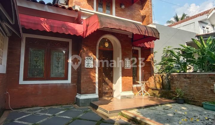 RUMAH SHM SEMI FURNISH DI SENTUL CITY, BOGOR