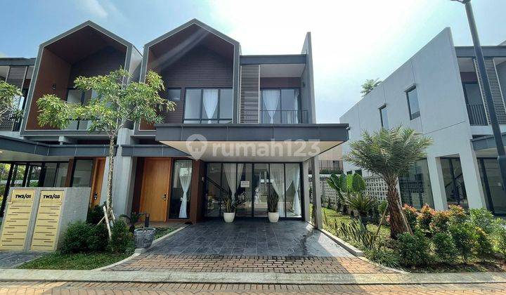 Rumah Dengan Taman Cantik Dan Semi Furnish di Sentul City, Bogor 1