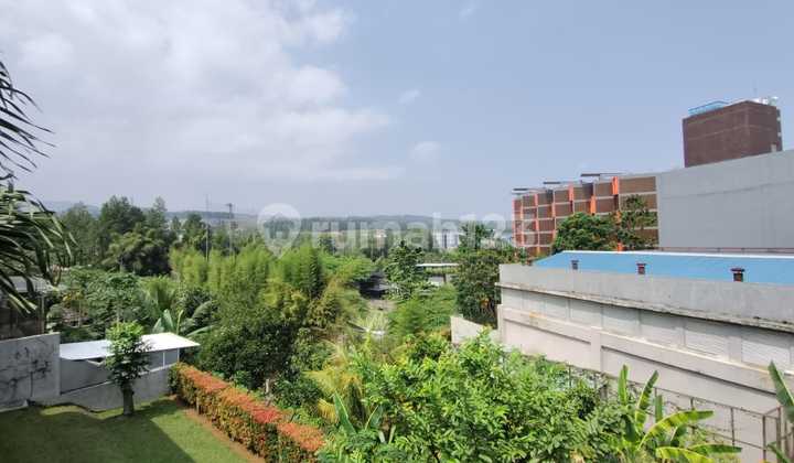 Rumah Halaman Luas Include AC dan Kitchen Set di Sentul City, Bogor