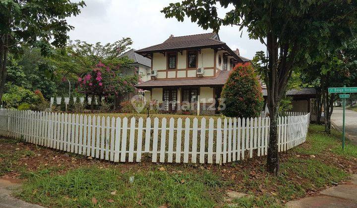 Rumah Posisi Hook Dengan Furnish di Sentul City, Bogor 1