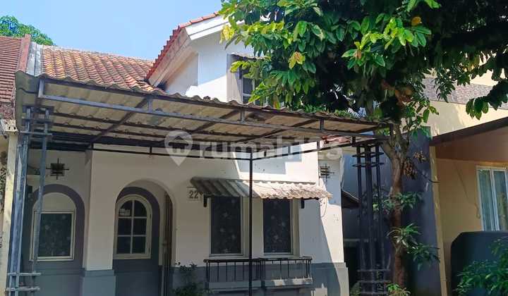 RUMAH SEWA CLUSTER TERDEPAN SENTUL CITY, DEKAT AEON MALL DAN JALAN TOL