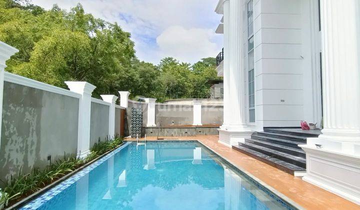 Rumah Classic Posisi Hook Dengan Lift Dan Kolam Renang di Sentul City, Bogor 1