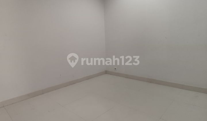 RUMAH MINIMALIS SEMI FURNISH DI SENTUL CITY, BOGOR 2