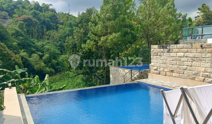 Rumah Villa Dago Resort Pakar Cluster Kolam Renang 2
