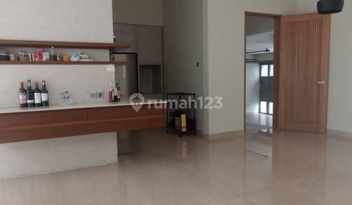 Dijual Rumah Siap Huni Dekat Pusat Kota Semi Furnished 2