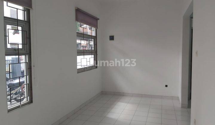DISEWAKAN RUMAH SIAP HUNI DI SAYAP BRAGA ( TENGAH KOTA ) 1