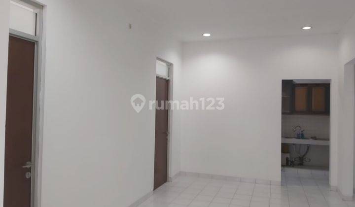 DISEWAKAN RUMAH SIAP HUNI DI SAYAP BRAGA ( TENGAH KOTA ) 5