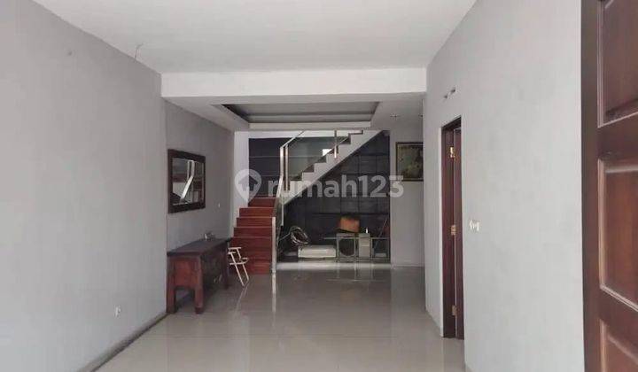 DIJUAL RUMAH SIAH HUNI DI PUSAT KOTA SAYAP ASTANA ANYAR 2