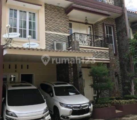 Jual Rumah 4 Lantai di Matraman Townhouse Jakarta Timur B M  1