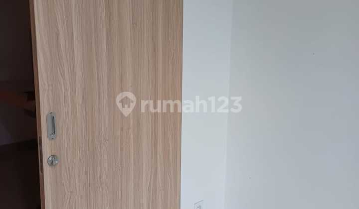 Dijual Murah Apartemen Unit Studio Pool View, Embarcadero Bintaro, Tangsel 