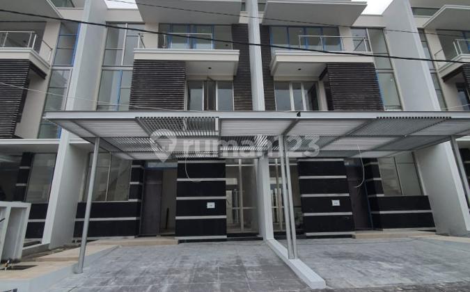 Di Jual Rumah Golf Island Uk 8x20 Type Dahlia Pantai Indah Kapuk 2