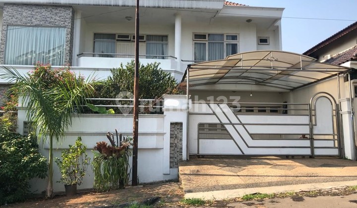 Rumah di Puri Cinere 2 Lantai SHM Utara Bagus