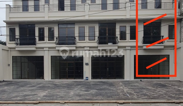 Ruko di Pejaten Raya, dijalan yang Ramai, Luas 148 m2 SHM Baru