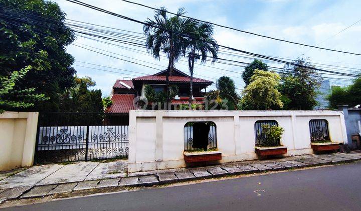 Rumah di Area Panglima Polim 2 Lantai SHM kondisi Bagus 1