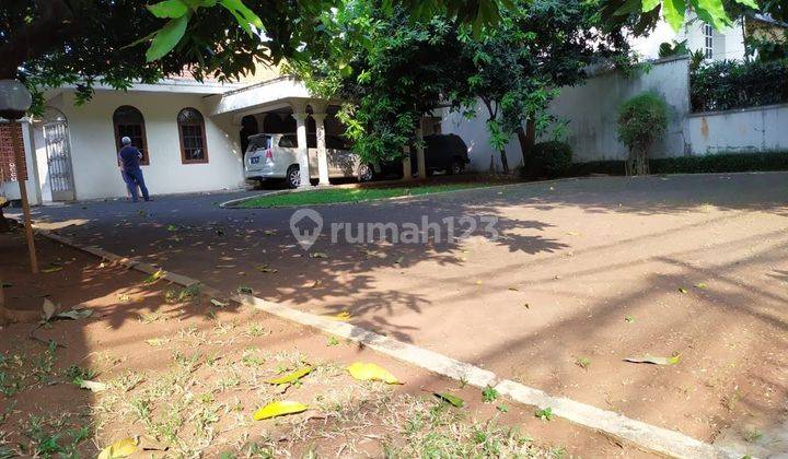 Rumah di Tebet SHM Butuh Renovasi, Sangat Strategis 2