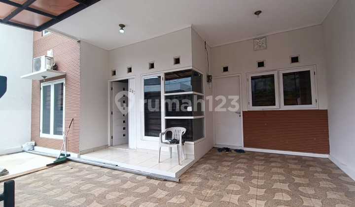 Rumah di Komplek Bumi Daya 2 Lantai SHM Bagus 2