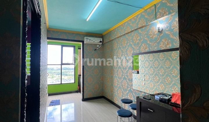 2 Bedroom Apartment, Upgraded, Nice Location Near ITS Campus & Galaxy Mall 2