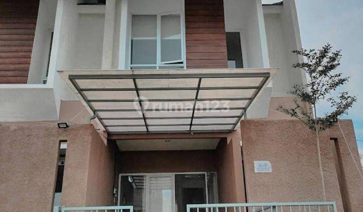 Rumah 2 lantai siap huni Surabaya Barat Harga Murah 1