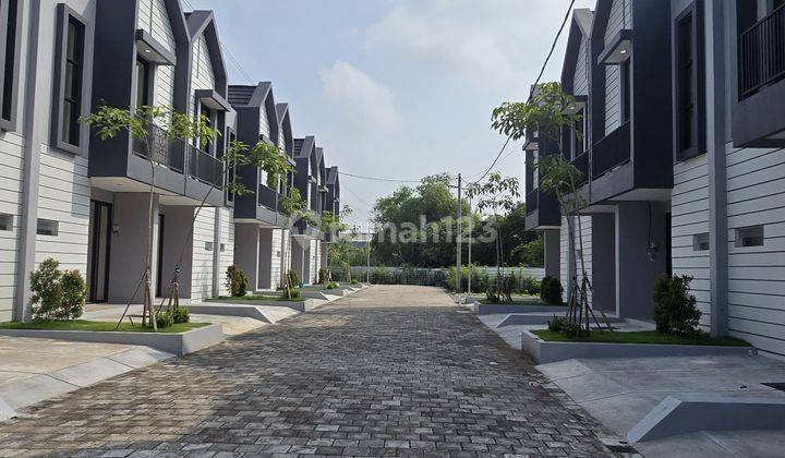 Rumah 2 Lt Siap Huni Jemursari Rungkut Strategis Dekat Pusat Kota 2